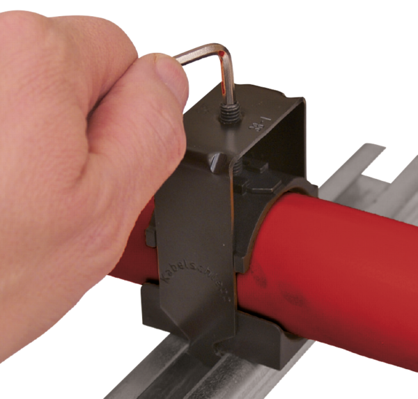 Strain relief devices Linefix clamps Easy installation